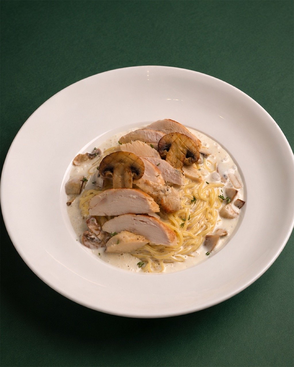 Creamy Chicken and Mushroom Tagliolini