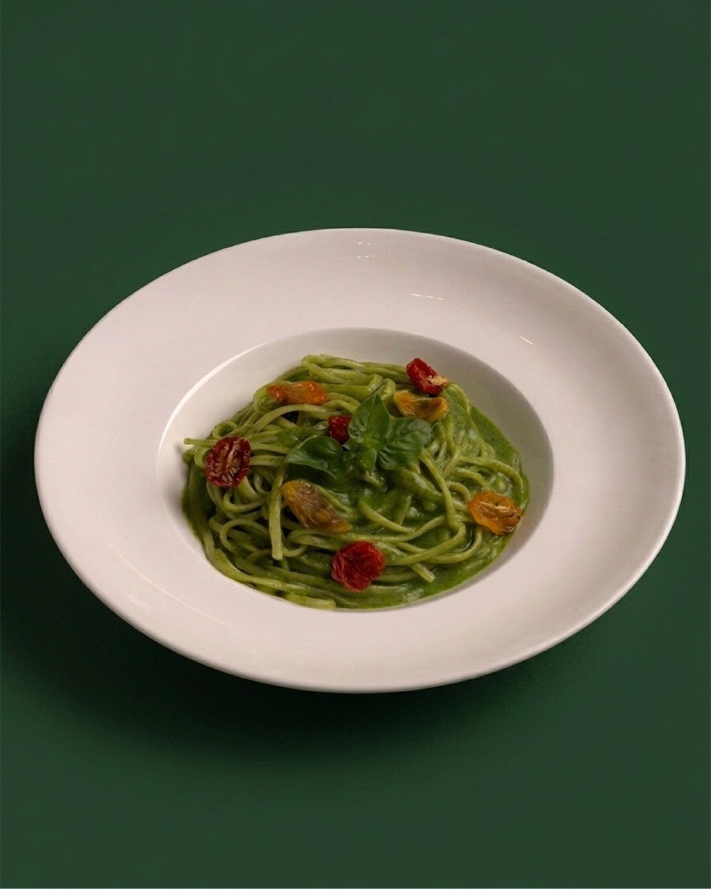 Linguine with Pesto and Cherry Tomatoes